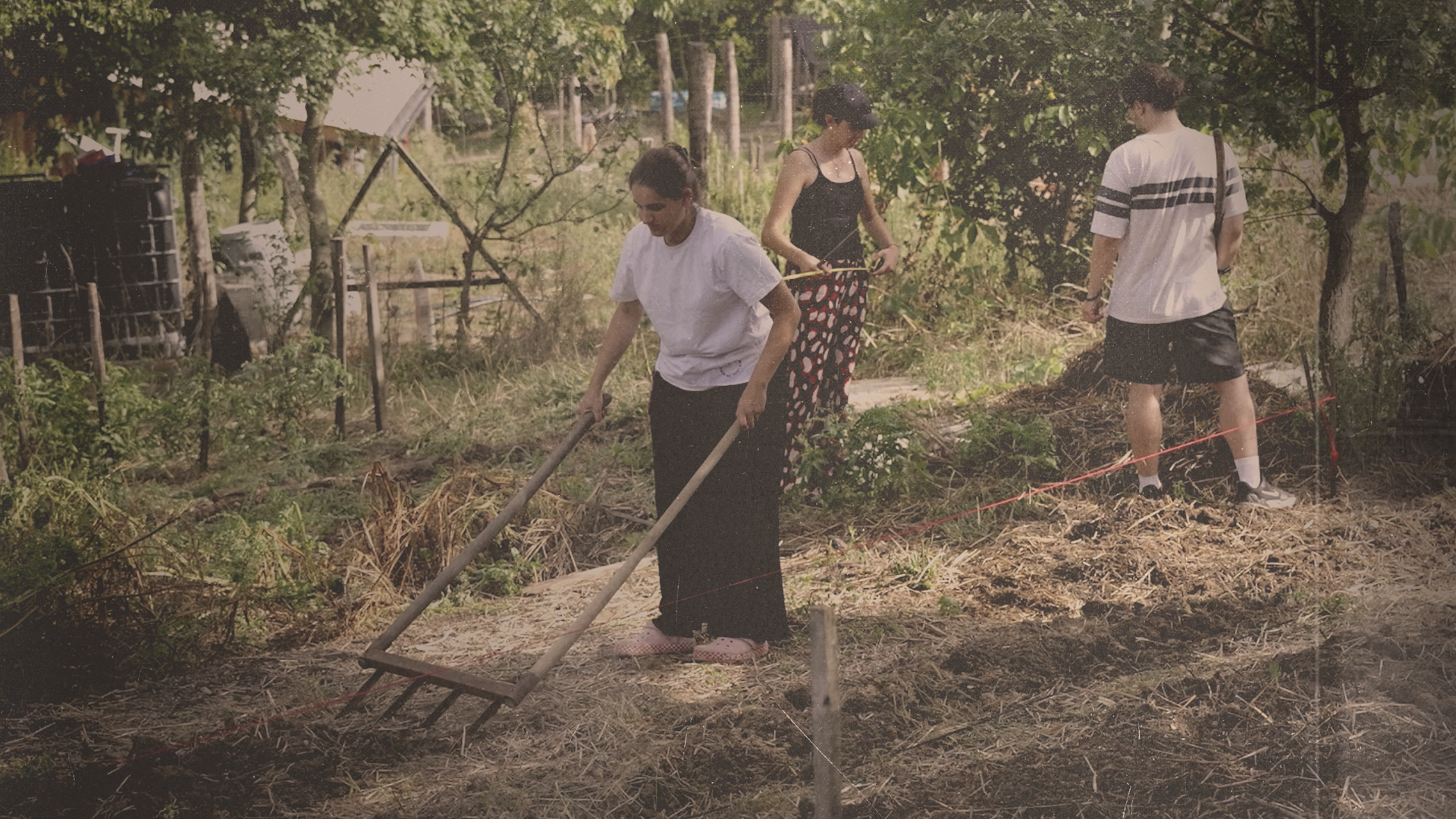 The technology of sustainable living: living in a yurt